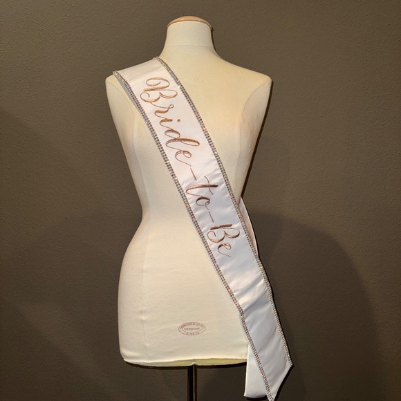 The Radiant 'Bride-To-Be' Sash By The Sash Company - Picture 3 of 12